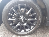 MINI Hatch 5 Portes Cooper 136 ch DKG7 Edition Premium Plus