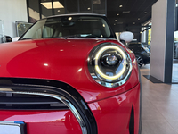 MINI (F56) COOPER 136CH EDITION CAMDEN BVA7
