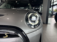 MINI (F56) COOPER SE 184 ESSENTIAL