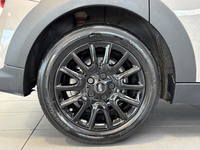 MINI Hatch 5 Portes One 102 ch Edition Camden