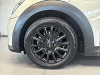 MINI Hatch 3 Portes One 102 ch DKG7 Edition Camden