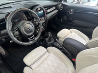 MINI Hatch 3 Portes John Cooper Works 231 ch BVA8 Finition JCW Ultimate