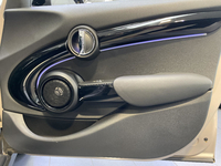 MINI Hatch 5 Portes Cooper 136 ch DKG7 Edition Premium Plus