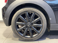 MINI Hatch 3 Portes Cooper D 116 ch Edition Blackfriars