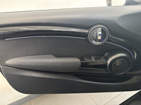 MINI Hatch 3 Portes Cooper 136 ch DKG7 Essential