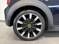 MINI Hatch 3 Portes Cooper SE 184 ch Essential