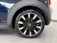 MINI Hatch 3 Portes Cooper SE 184 ch Essential