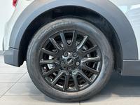 MINI Hatch 3 Portes Cooper 136 ch DKG7 Edition Camden