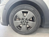 MINI (F55) COOPER S 192 BUSINESS DESIGN BVA7