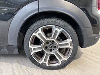 MINI Countryman 125 - 95 ch ALL4 BVA6 Cooper SE Edition Premium Plus