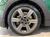 MINI Hatch 3 Portes Cooper 136 ch BVA7 Edition 60 Years