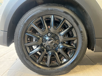 MINI Hatch 3 Portes Cooper 136 ch DKG7 Edition Premium Plus