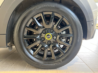 MINI Hatch 3 Portes Cooper SE 184 ch Edition Premium