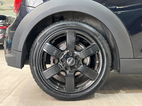MINI Hatch 3 Portes Cooper 136 ch DKG7 Edition Premium Plus