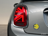 MINI Hatch 3 Portes Cooper SE 184 ch Essential