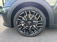 MINI F65 COOPER C 156ch FINITION FAVOURED PACK S 5 PORTES BVA7
