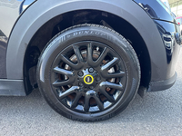 MINI (F56) COOPER SE 184 PREMIUM BVA