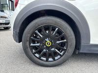 MINI (F56) COOPER SE 184 PREMIUM BVA