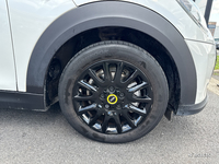 MINI (F56) COOPER SE 184 PREMIUM BVA