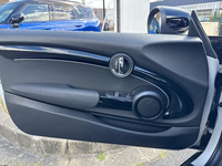 MINI (F56) COOPER SE 184 CAMDEN BVA