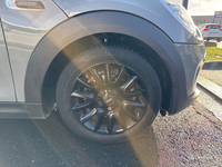 MINI Hatch 3 Portes One 102 ch