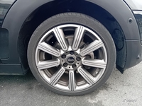 MINI (F54) CLUBMAN COOPER 136 PREMIUM PLUS BVA7