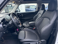 MINI (F56) COOPER 136 PREMIUM PLUS BVA7