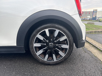 MINI (F56) COOPER 136 PREMIUM PLUS BVA7