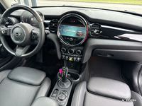 MINI (F56) COOPER SE 184 PREMIUM PLUS BVA