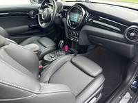 MINI (F56) COOPER SE 184 PREMIUM PLUS BVA
