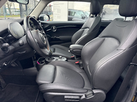 MINI (F56) COOPER SE 184 PREMIUM PLUS BVA