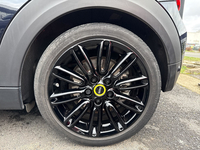 MINI (F56) COOPER SE 184 PREMIUM PLUS BVA