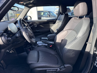 MINI (F56) COOPER 136 CAMDEN BVA7