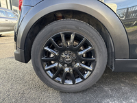 MINI (F56) COOPER 136 CAMDEN BVA7