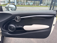 MINI (F56) COOPER S 192 RED HOT CHILI BVA6