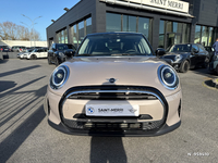 MINI (F55) COOPER 136 CAMDEN BVA7