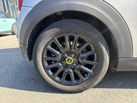 MINI (F56) COOPER SE 184 PREMIUM PLUS BVA