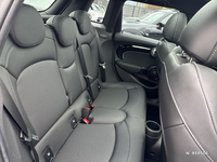 MINI (F55) COOPER 136 PREMIUM PLUS BVA7