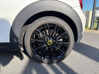 MINI (F56) COOPER SE 184 RESOLUT ESSENTIAL BVA