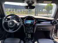 MINI Hatch 3 Portes Cooper SE 184 ch Essential