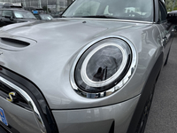 MINI (F56) COOPER SE 184 PREMIUM BVA