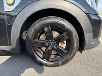 MINI (F60) COOPER SE ALL4 220 PREMIUM PLUS BVA6