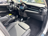 MINI (F55) COOPER 136 PREMIUM PLUS BVA7