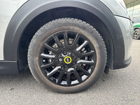 MINI (F56) COOPER SE 184 PREMIUM BVA
