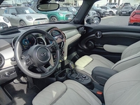 MINI (F56) COOPER SE 184 YOURS BVA
