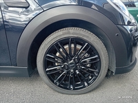 MINI COOPER 136 RESOLUTE PLUS BVA7