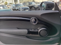 MINI COOPER 136 HEDDON STREET BVA7