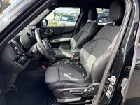 MINI (F60) COOPER 136 ESSENTIAL BVA7