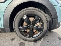 MINI (F60) COOPER 136 PREMIUM PLUS BVA7