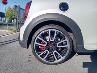 MINI (F56) JOHN COOPER WORKS 231 PREMIUM PLUS BVA8